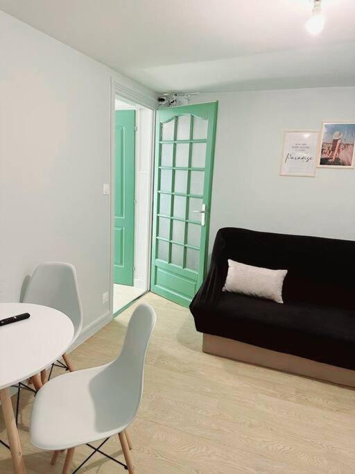 Grand Appartement Peripherie De Paris Et N1 "Appart'6" بيارفيت-سور-سين المظهر الخارجي الصورة